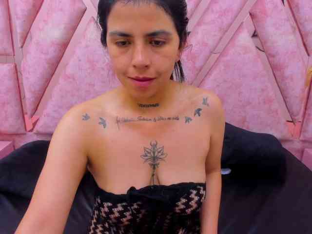 CataleyaLars20