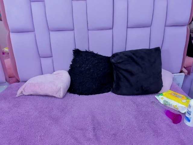 roxanevega live cam on BongaCams