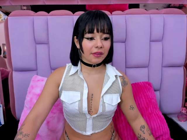 roxanevega live cam on BongaCams