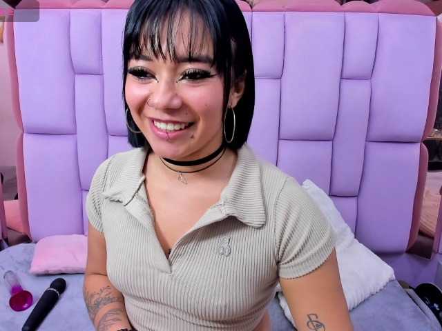 roxanevega live cam on BongaCams