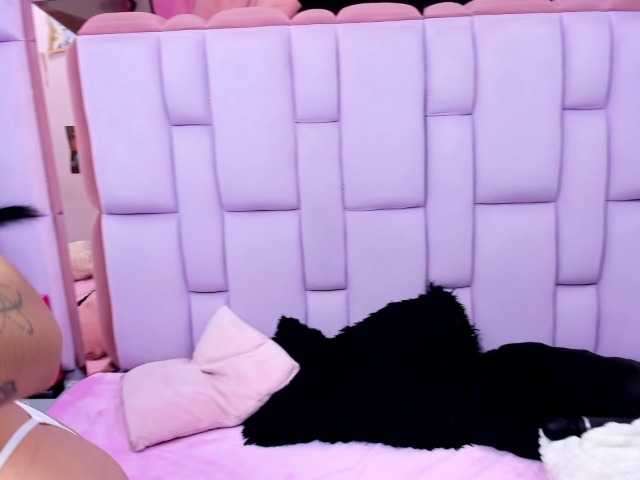 roxanevega live cam on BongaCams