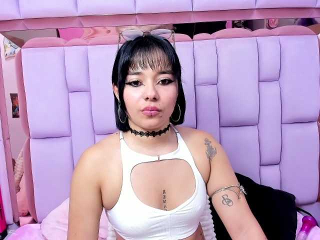 roxanevega live cam on BongaCams
