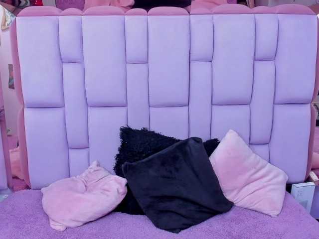 roxanevega live cam on BongaCams