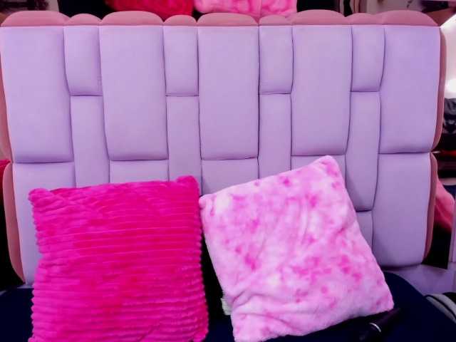roxanevega live cam on BongaCams