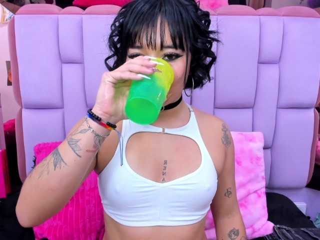 roxanevega live cam on BongaCams