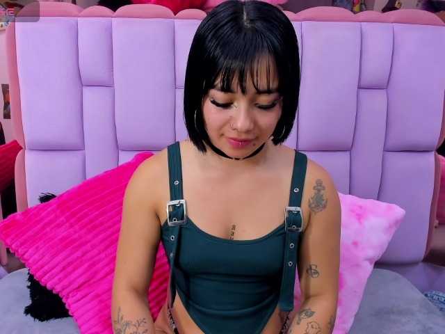 roxanevega live cam on BongaCams