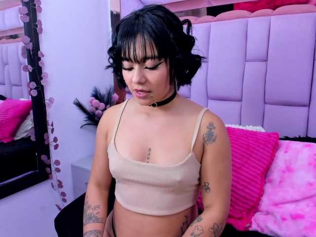 roxanevega live cam on BongaCams