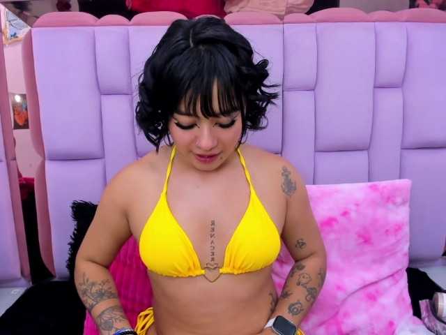 roxanevega live cam on BongaCams
