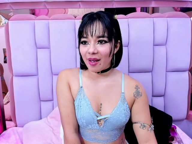 roxanevega live cam on BongaCams