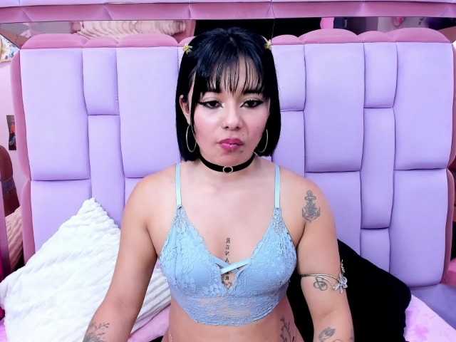 roxanevega live cam on BongaCams