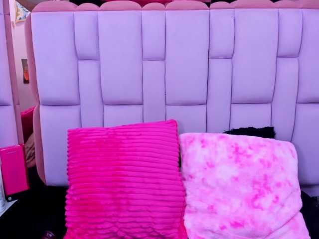 roxanevega live cam on BongaCams