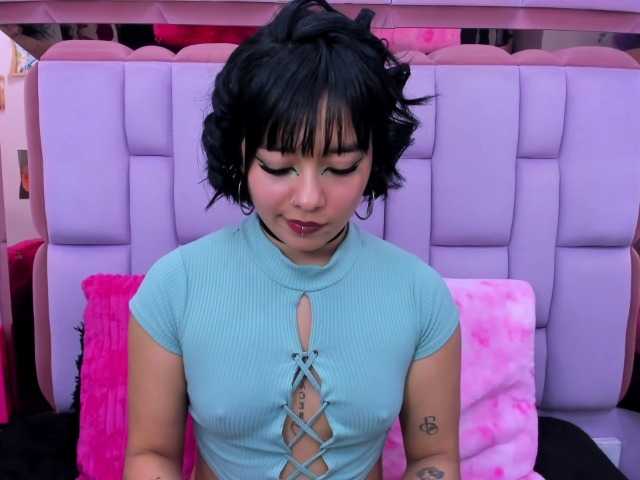 roxanevega live cam on BongaCams