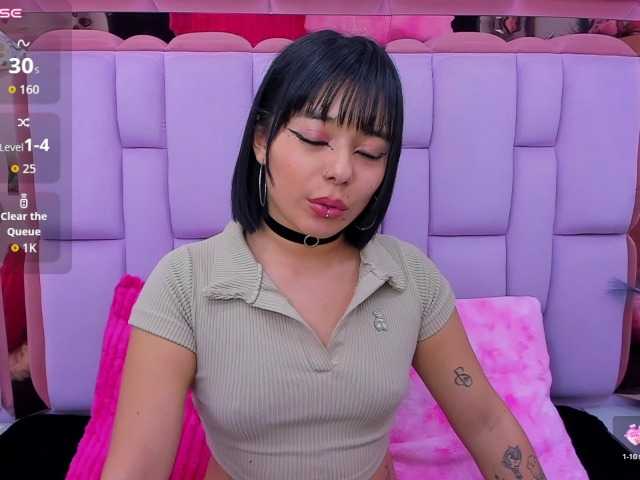 roxanevega live cam preview