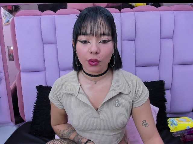 roxanevega live cam on BongaCams