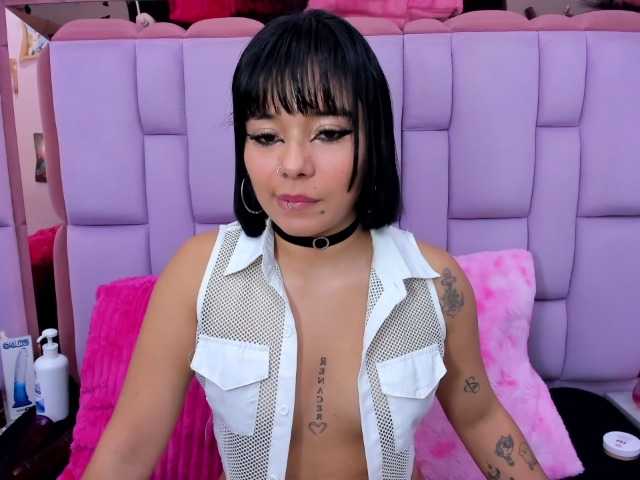 roxanevega live cam on BongaCams