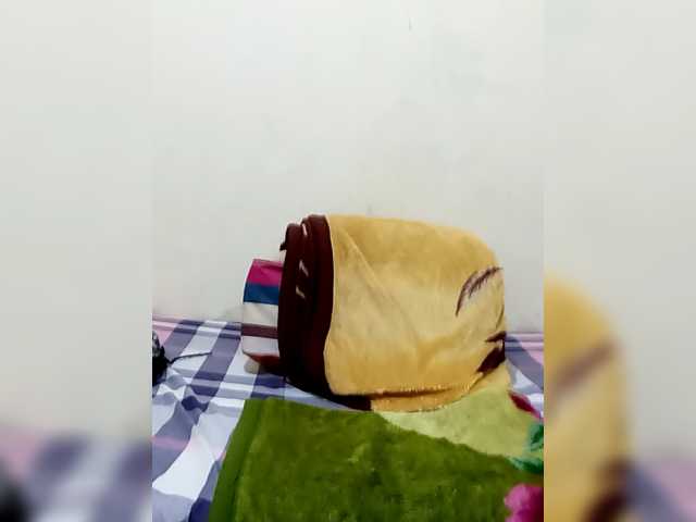 Sweetq live cam on BongaCams