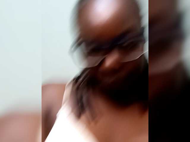 Sweetq live cam preview