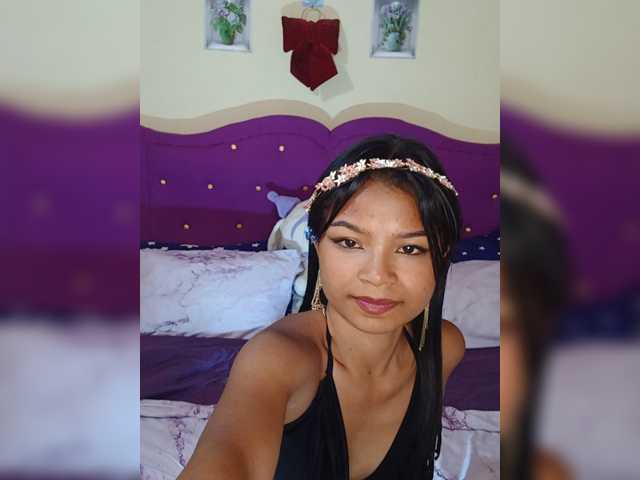 Sexyladyyya live cam on BongaCams