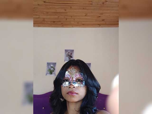 Sexyladyyya live cam on BongaCams
