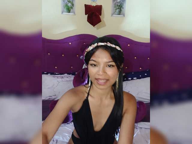 Sexyladyyya live cam on BongaCams
