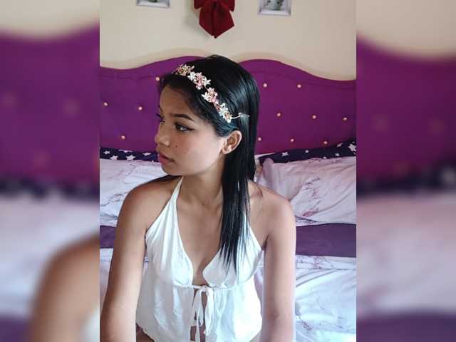 Sexyladyyya live cam on BongaCams