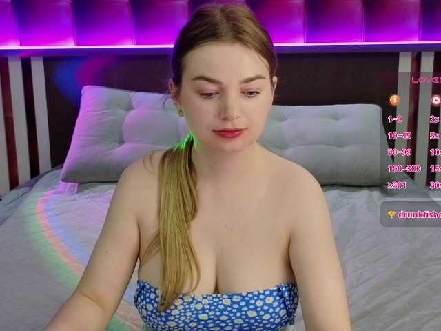 Alisadiamond live cam on BongaCams
