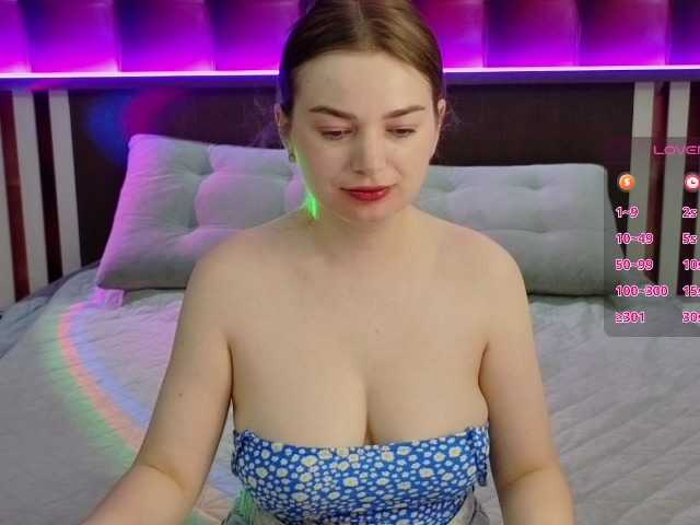 Alisadiamond live cam on BongaCams