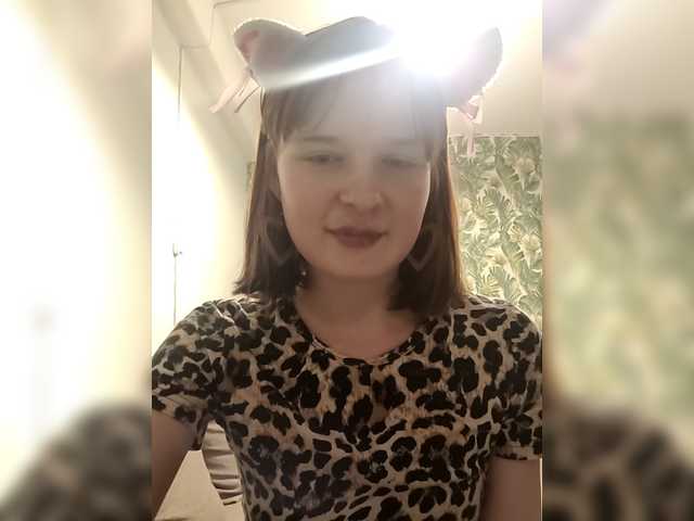 margosha-foxxy live cam on BongaCams