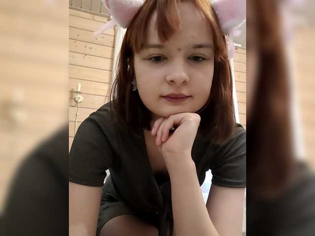 margosha-foxxy live cam on BongaCams