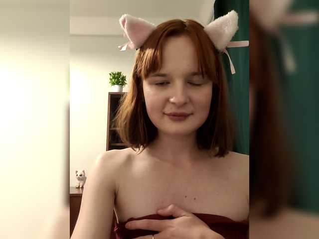 margosha-foxxy live cam on BongaCams