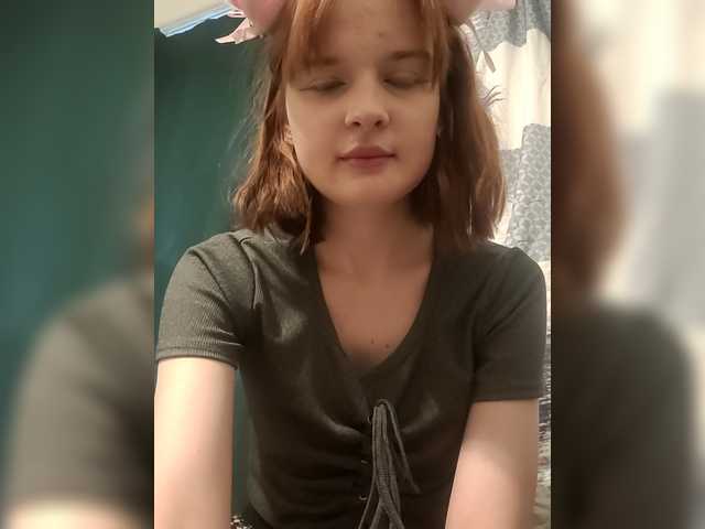 margosha-foxxy live cam on BongaCams