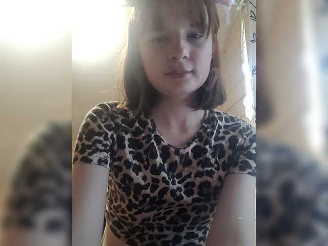 margosha-foxxy live cam on BongaCams