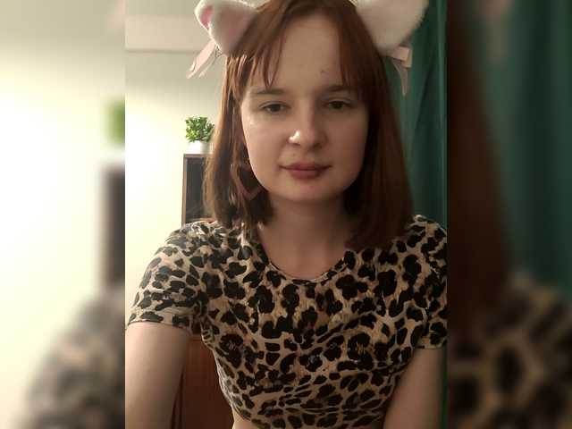 margosha-foxxy live cam on BongaCams