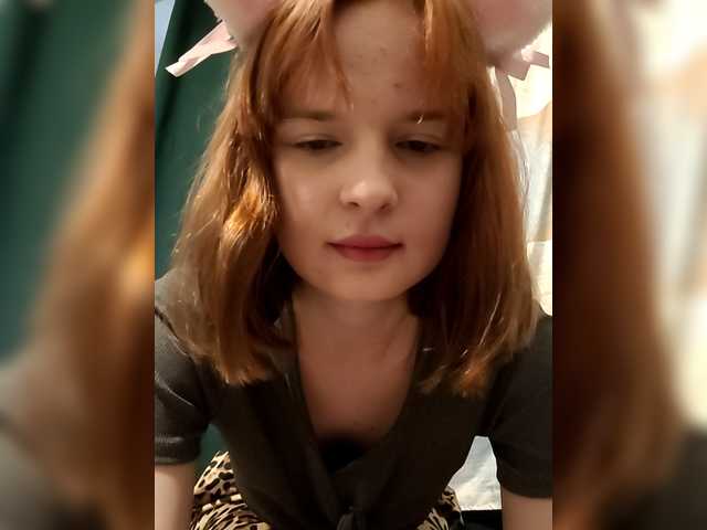 margosha-foxxy live cam on BongaCams