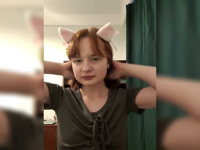 margosha-foxxy live cam on BongaCams