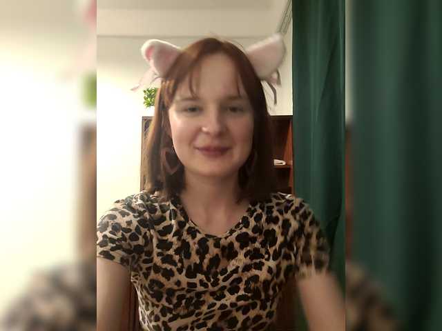 margosha-foxxy live cam on BongaCams