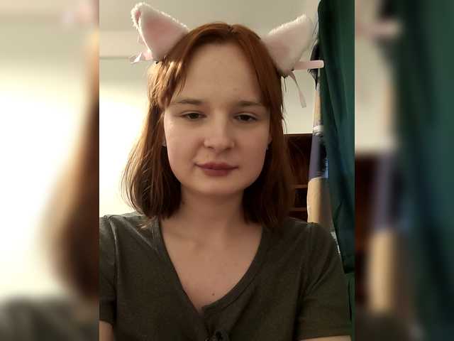 margosha-foxxy live cam on BongaCams