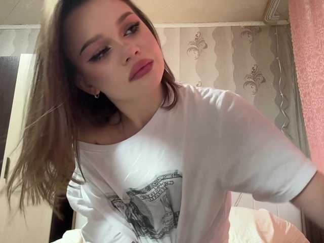 MarinMuckey live cam on BongaCams