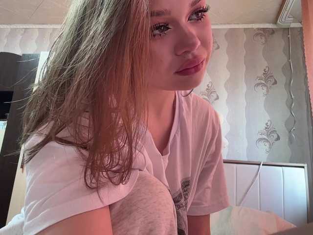 MarinMuckey live cam on BongaCams