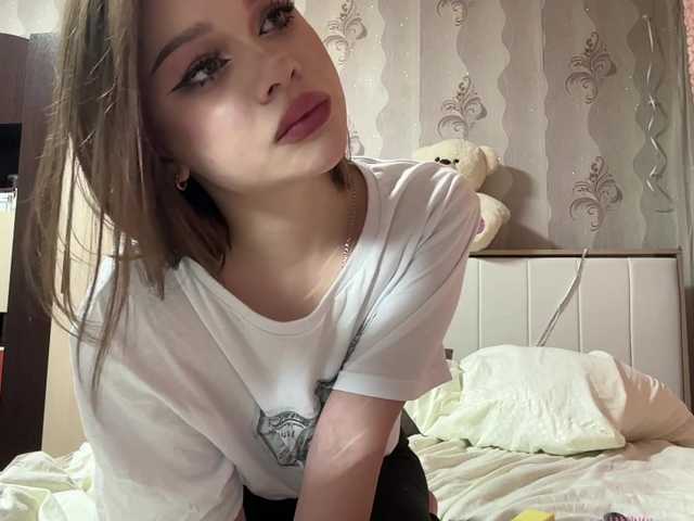 MarinMuckey live cam on BongaCams