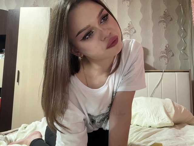 MarinMuckey live cam on BongaCams
