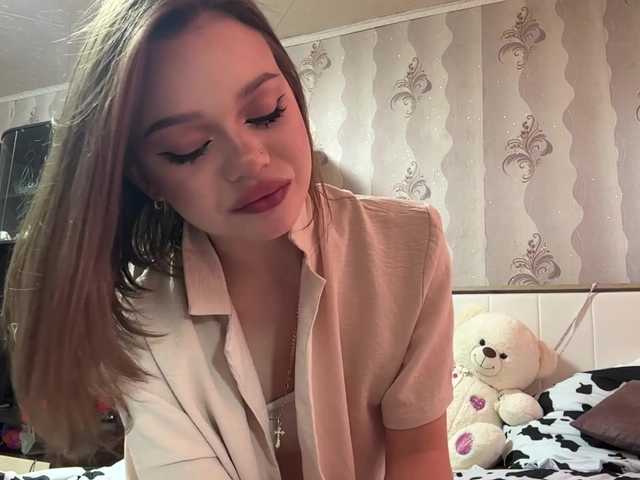 MarinMuckey live cam on BongaCams