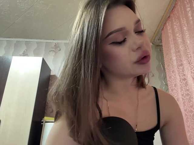 MarinMuckey live cam on BongaCams