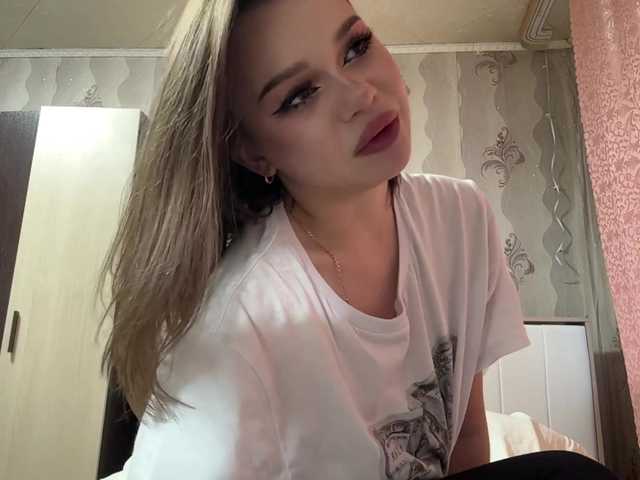 MarinMuckey live cam on BongaCams