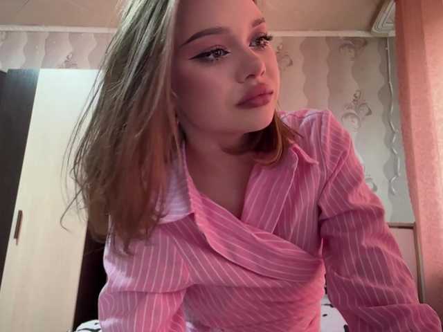 MarinMuckey live cam on BongaCams
