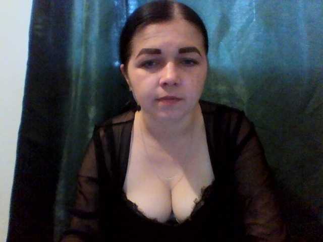 Anna332245, live now on BongaCams