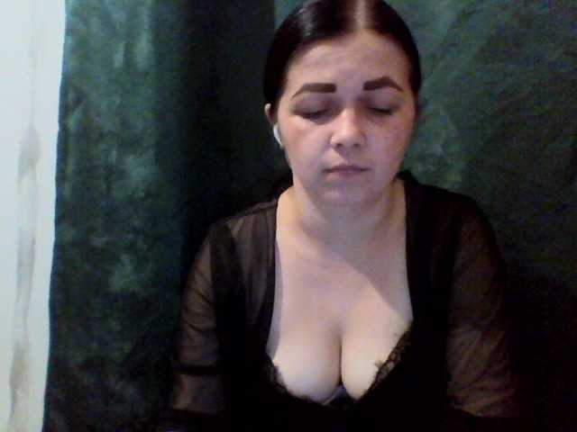 Anna332245 live cam on BongaCams