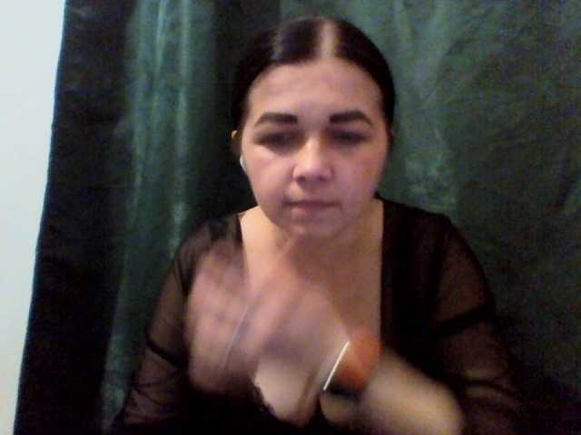 Anna332245 live cam on BongaCams