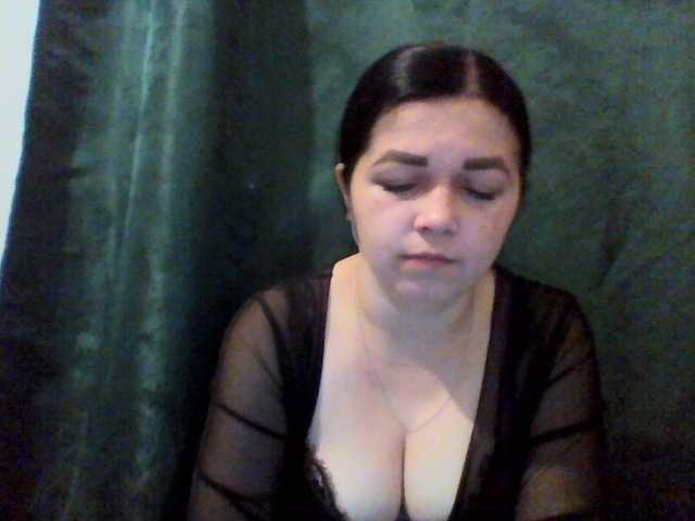 Anna332245, live now on BongaCams