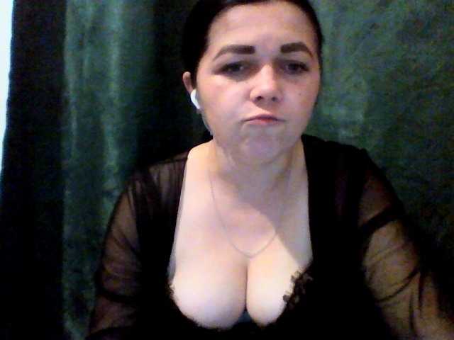 Anna332245, en vivo ahora en BongaCams
